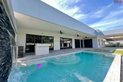 Maison à Pattaya, Thaïlande 3 chambres № 212917