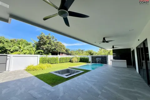 Casa de 3 dormitorios en Pattaya, Tailandia № 212917 - foto 10