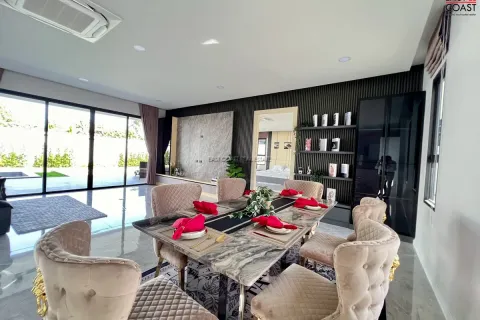 Casa de 3 dormitorios en Pattaya, Tailandia № 212918 - foto 11