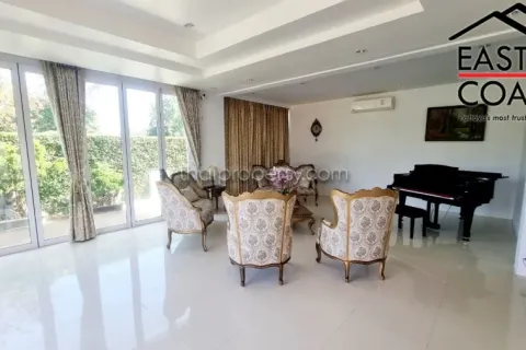Casa de 3 dormitorios en Pattaya, Tailandia № 212914 - foto 5