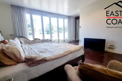 Casa de 3 dormitorios en Pattaya, Tailandia № 212914 - foto 16