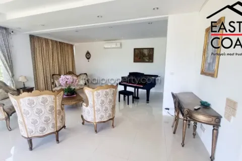 Casa de 3 dormitorios en Pattaya, Tailandia № 212914 - foto 7