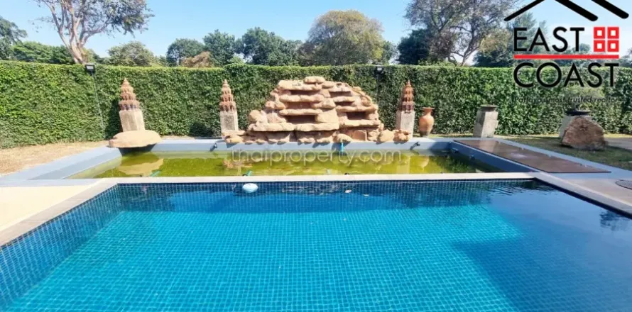 Casa de 3 dormitorios en Pattaya, Tailandia № 212914