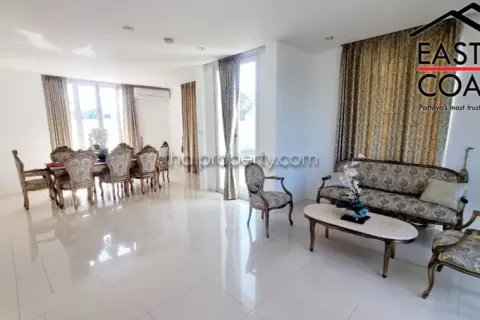 Casa de 3 dormitorios en Pattaya, Tailandia № 212914 - foto 11
