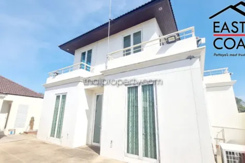 Casa de 3 dormitorios en Pattaya, Tailandia № 212914 - foto 3