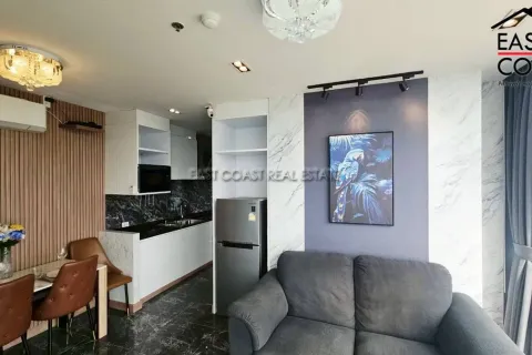 Condominio de 2 dormitorios en Jomtien Beach, Pattaya, Tailandia № 212919 - foto 7