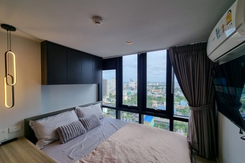 Condo in Bangkok, Thailand, 2 bedrooms № 139326 - photo 4