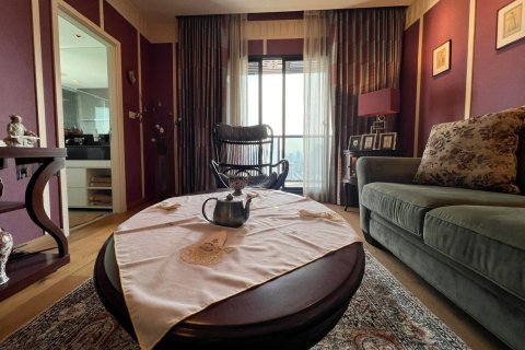 Condo in Khlong San, Bangkok, Thailand, 2 bedrooms  № 139325 - photo 2