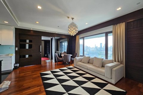 Condo à Sathon, Bangkok, Thaïlande, 2 chambres № 139324 - photo 3