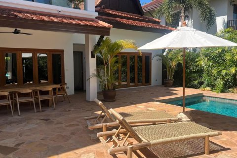 Penthouse in Ko Samui, Thailand 3 bedrooms № 172438 - photo 16