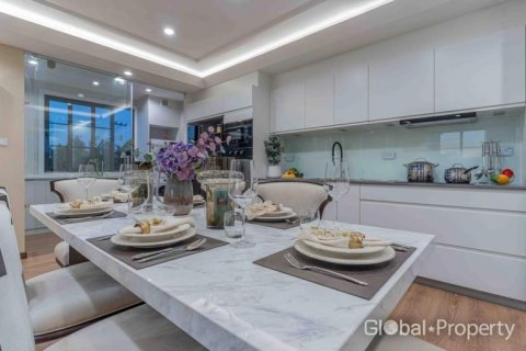 House in Pattaya, Thailand 4 bedrooms № 134426 - photo 19