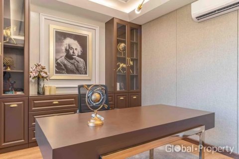 House in Pattaya, Thailand 4 bedrooms № 134426 - photo 25