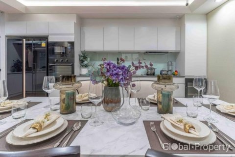 House in Pattaya, Thailand 4 bedrooms № 134426 - photo 20