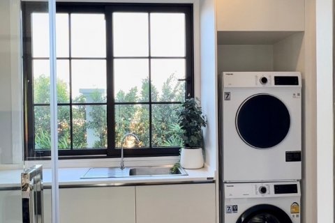 House in Pattaya, Thailand 4 bedrooms № 134426 - photo 23