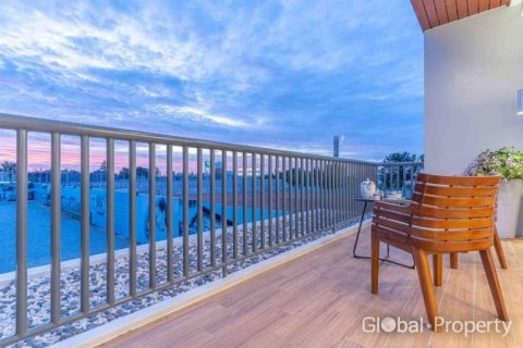 House in Pattaya, Thailand 4 bedrooms № 134426 - photo 2