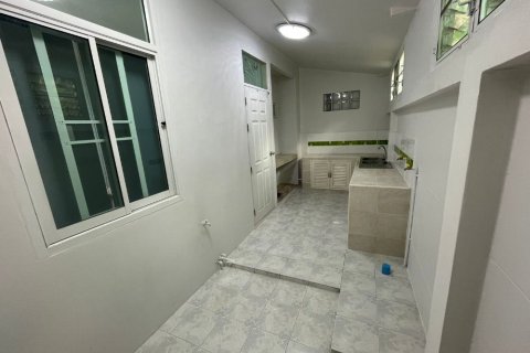 Таунхаус в Нонтхабури, Таиланд с 3 спальнями  № 156146 - фото 16