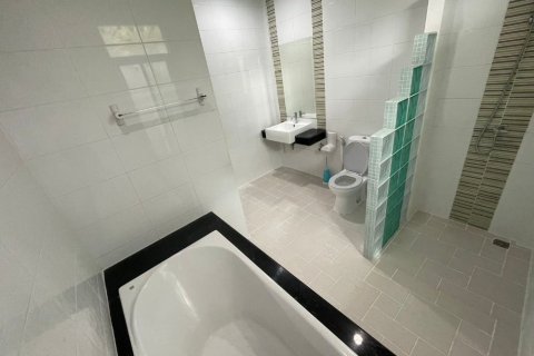 Таунхаус в Нонтхабури, Таиланд с 3 спальнями  № 156146 - фото 3