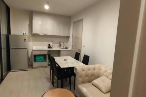 Студия в кондо в Клонг Тоэй, Бангкок, Таиланд № 156143 - фото 3