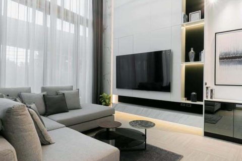 Дом в Чатучаке, Бангкок, Таиланд с 3 спальнями  № 156144 - фото 1