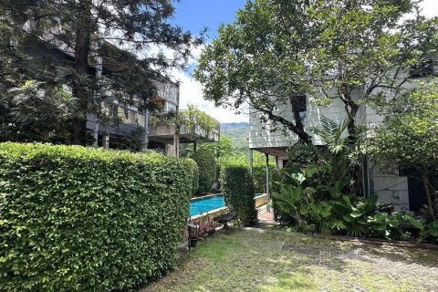 Вилла в Чиангмае, Таиланд с 7 спальнями  № 149780 - фото 3