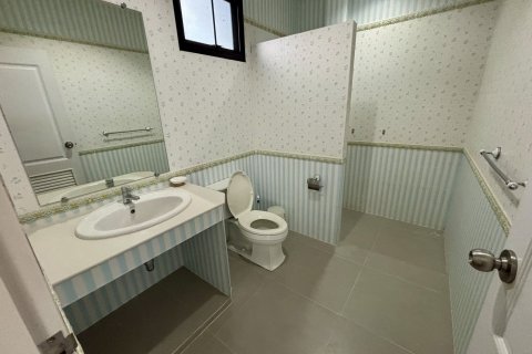 House in Hang Dong, Thailand 5 bedrooms № 149785 - photo 18