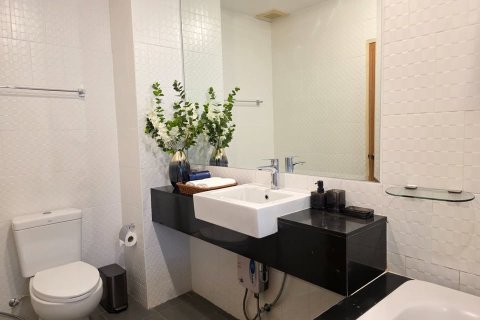 Apartamento de 2 habitaciones en Pattaya, Tailandia № 191304 - foto 10