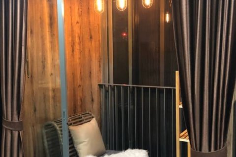 Condo in Bangkok, Thailand, 2 bedrooms  № 157621 - photo 6