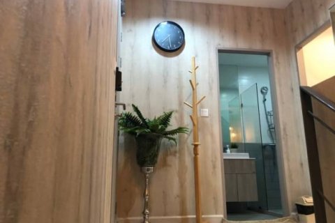 Condo in Bangkok, Thailand, 2 bedrooms  № 157621 - photo 3