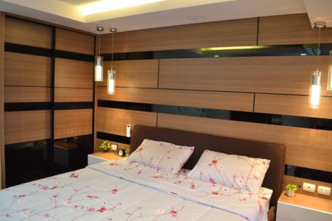 Condo in Bangkok, Thailand, 2 bedrooms  № 157618 - photo 20