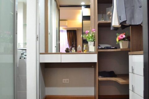 Condo in Bangkok, Thailand, 2 bedrooms  № 157618 - photo 22