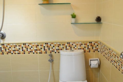 Condo in Bangkok, Thailand, 2 bedrooms  № 157618 - photo 4