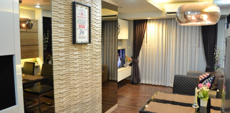 Condo in Bangkok, Thailand, 2 bedrooms  № 157618