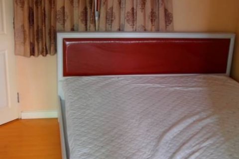 Condo in Bangkok, Thailand, 1 bedroom  № 157620 - photo 3