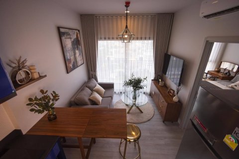 Студия в кондо в Ваттхане, Бангкок, Таиланд № 164618 - фото 11