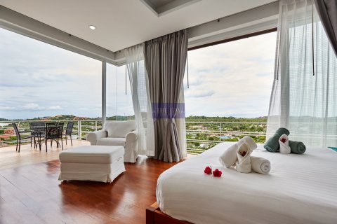 Кондоминиум с 2 спальнями в Самуи, Таиланд № 164624 - фото 3