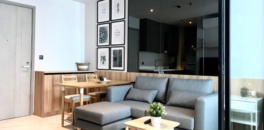 Studio in the Condo in Watthana, Bangkok, Thailand  № 164623