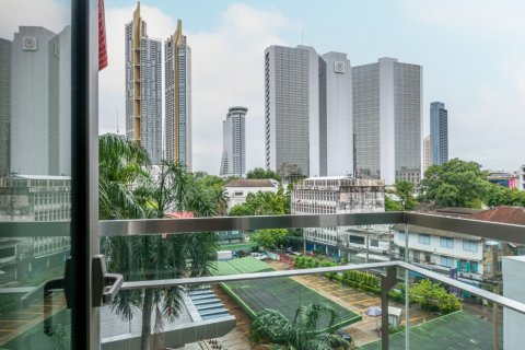 Studio in the Condo in Bang Rak, Bangkok, Thailand  № 164621 - photo 12