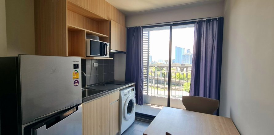 Studio dans le Condo à Bang Na, Bangkok, Thaïlande № 164622