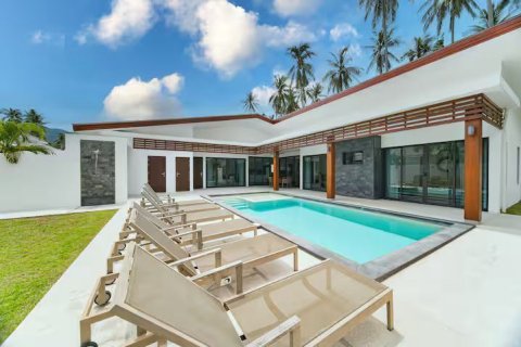 Villa in Ko Samui, Thailand 3 bedrooms № 159382 - photo 14