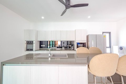 Villa in Ko Samui, Thailand 3 bedrooms № 159382 - photo 10