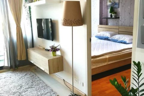 Студия в кондо в Клонг Тоэй, Бангкок, Таиланд № 159381 - фото 4