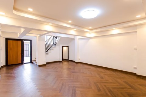 Maison à Bangkok, Thaïlande 4 chambres № 159384 - photo 6