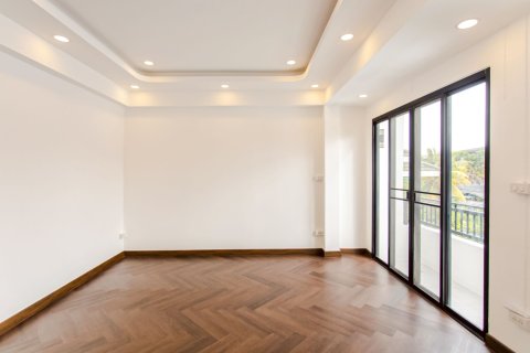 Maison à Bangkok, Thaïlande 4 chambres № 159384 - photo 19