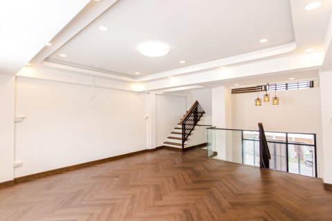 Maison à Bangkok, Thaïlande 4 chambres № 159384 - photo 11