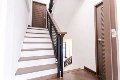 Maison à Bangkok, Thaïlande 4 chambres № 159384 - photo 25