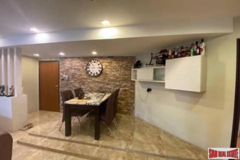 Apartment in Bangkok, Thailand 3 bedrooms № 118604 - photo 6