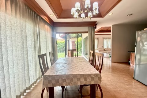 House in Pattaya, Thailand 3 bedrooms № 155647 - photo 17