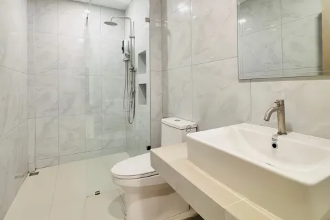 Maison à Pattaya, Thaïlande 4 chambres № 155649 - photo 19