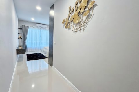 House in Pattaya, Thailand 3 bedrooms № 155651 - photo 19