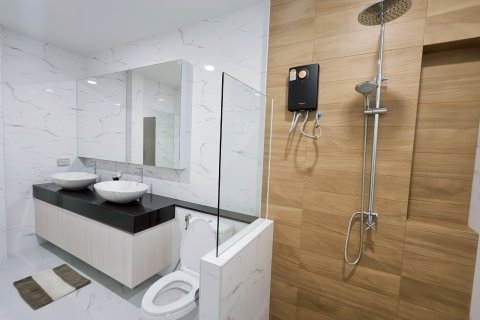 House in Pattaya, Thailand 3 bedrooms № 155651 - photo 21